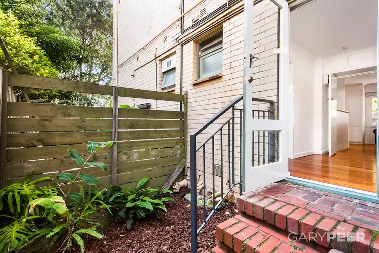 Fourth view of Homely apartment listing, 2/24 The Avenue, Windsor VIC 3181
