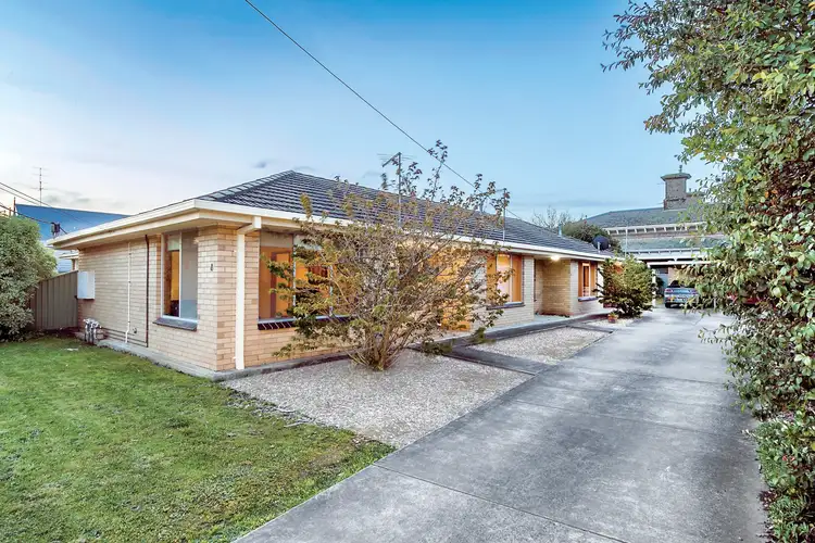 1-3/8 Lawrence Street, Ballarat VIC 3350