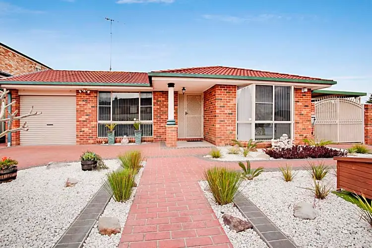 44 Esk Avenue, Green Valley NSW 2168