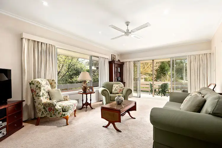 Third view of Homely house listing, 4 Dixon Court, Briar Hill VIC 3088