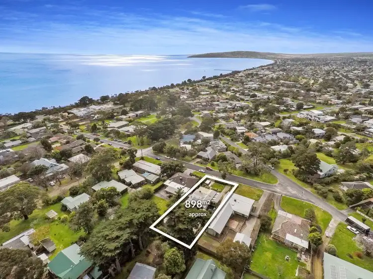 16 Foote Street, Dromana VIC 3936