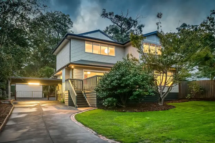 17 Warwick Road, Montrose VIC 3765