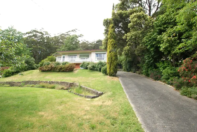6 Pheasant Parade, Warburton VIC 3799