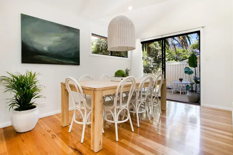 Main view of Homely townhouse listing, 2/5 Oceana Parade, Austinmer NSW 2515
