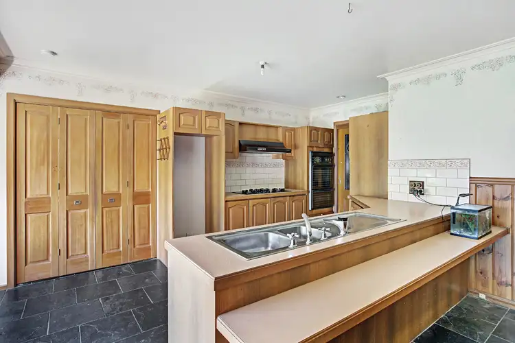 Fourth view of Homely house listing, 5 Gleneagles Court, Croydon VIC 3136
