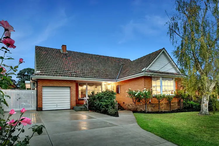 11 Lauer Street, Doncaster VIC 3108