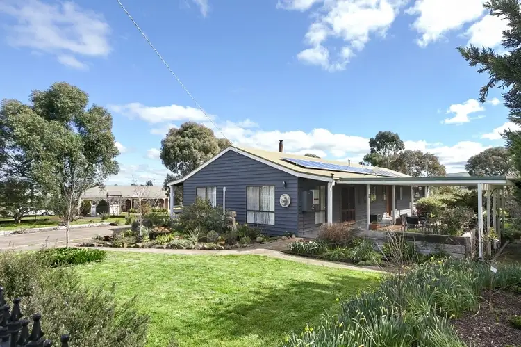 13 Myles Road, Newlyn VIC 3364