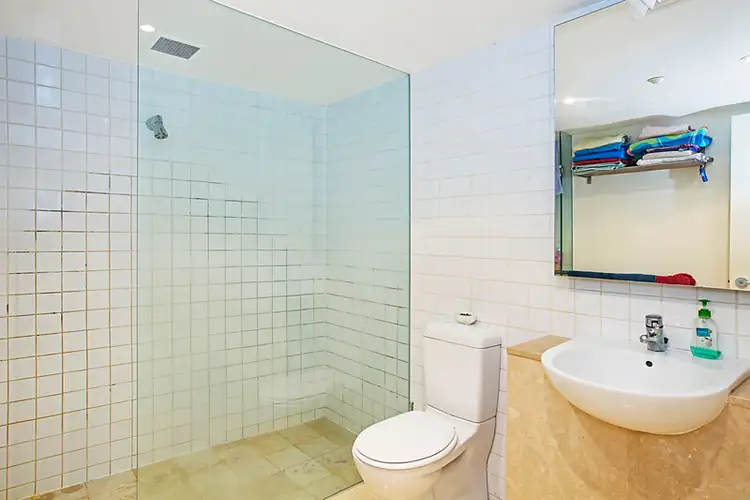 Fourth view of Homely apartment listing, 2/228 The Avenue, Parkville VIC 3052
