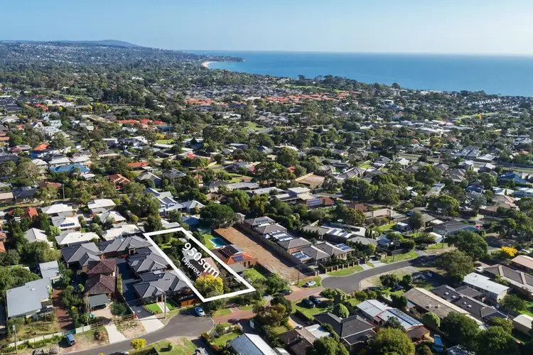 28 Ruth Road, Mornington VIC 3931