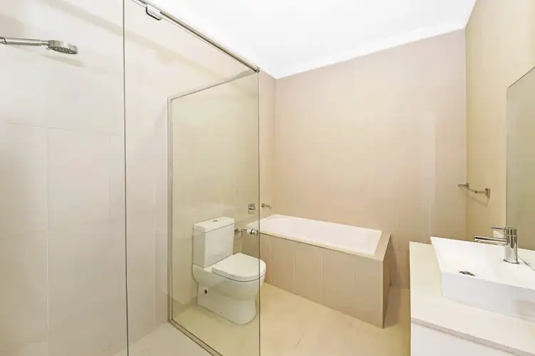 Third view of Homely studio listing, 19/38-40 St Andrews Gate, Elanora Heights NSW 2101