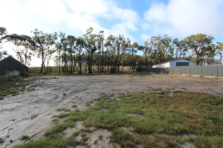 12 Greenhaven Court, Mount Clear VIC 3350