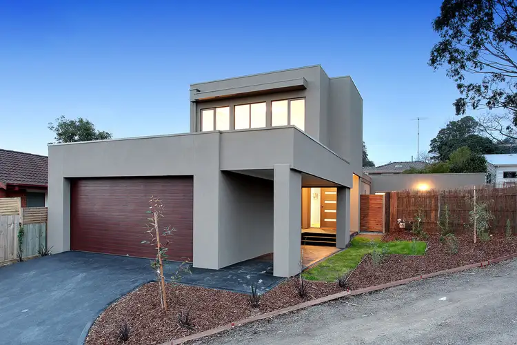 10 Cart Lane, Ringwood East VIC 3135
