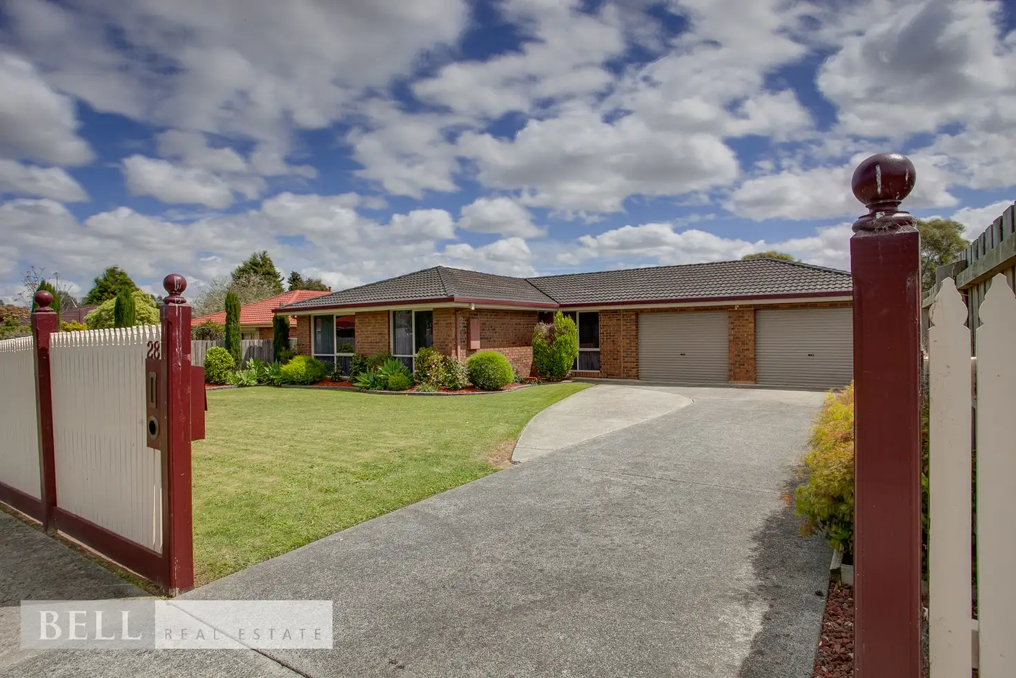 Main view of Homely house listing, 28 Arthur Phillip Drive, Endeavour Hills VIC 3802