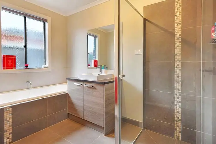 Fourth view of Homely house listing, 5 Sutcliffe Street, Lucas VIC 3350
