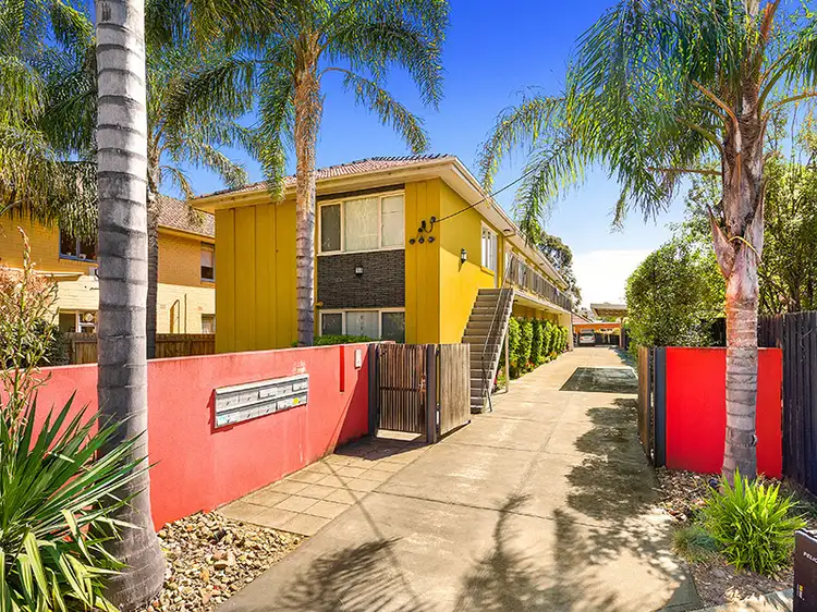 10/6 Ripon Grove, Elsternwick VIC 3185