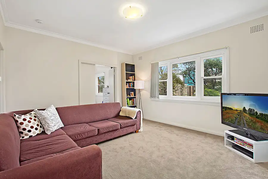 Main view of Homely apartment listing, 4/5 Colindia Avenue, Neutral Bay NSW 2089
