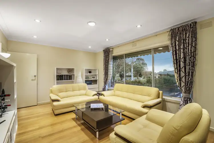 Third view of Homely house listing, 6 Carisbrook Court, Doncaster East VIC 3109