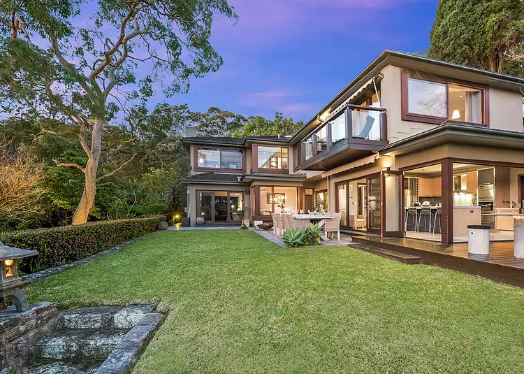 17 Gurney Crescent, Seaforth NSW 2092