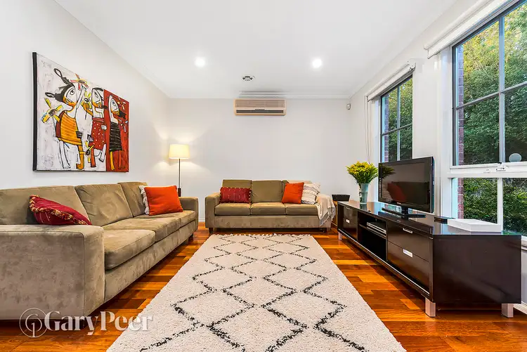 2/33 Macgowan Avenue, Glen Huntly VIC 3163