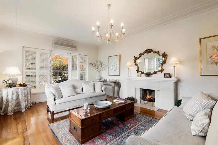 1 Grosvenor Court, Toorak VIC 3142