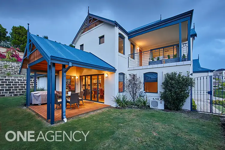 Second view of Homely house listing, 10 Prince Albert Court, Mount Claremont WA 6010
