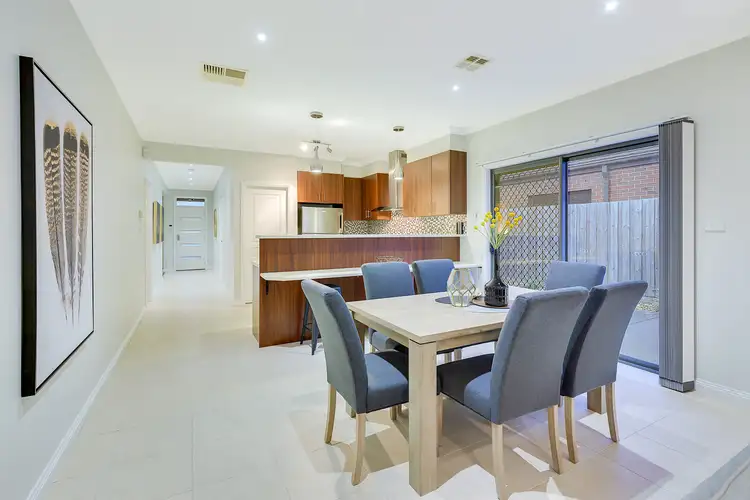 Fifth view of Homely house listing, 8 Myrnong Court, South Morang VIC 3752