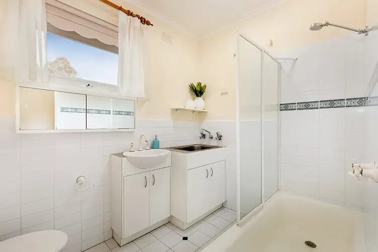 Fifth view of Homely apartment listing, 5/23 Belmont Avenue North, Glen Iris VIC 3146
