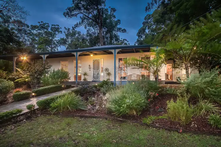 21 Scenic Crescent, Kalorama VIC 3766