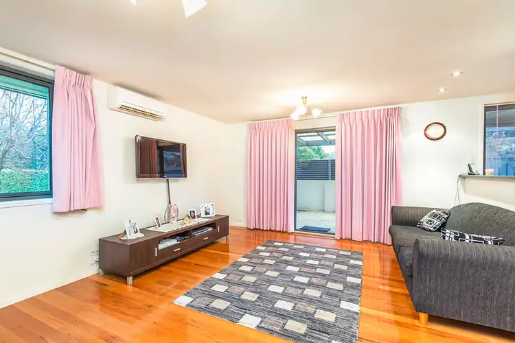 Fifth view of Homely house listing, 2 Foord Place, Kambah ACT 2902