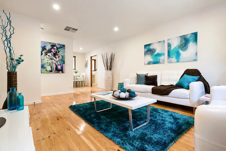 4/9 Beaconsfield Road, Briar Hill VIC 3088