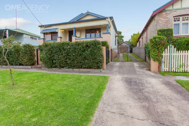 100 Barton Street, Mayfield NSW 2304