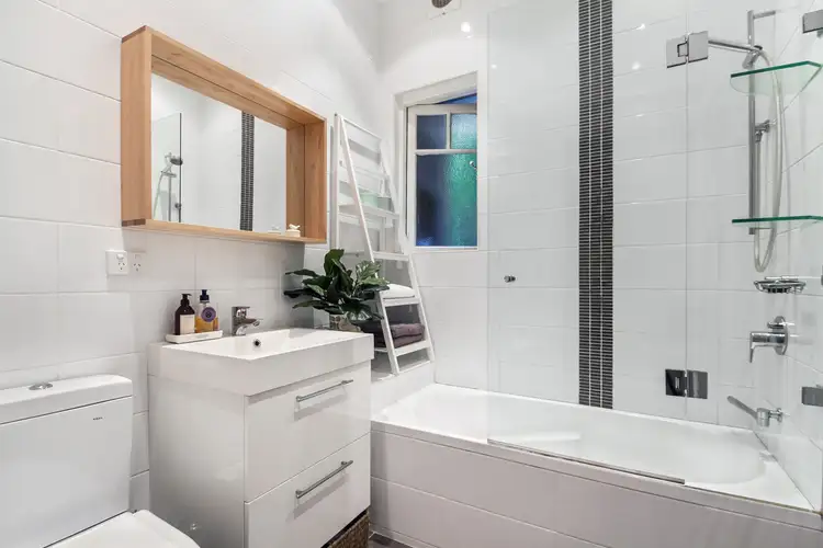 Fourth view of Homely unit listing, 3/1 James Street, Manly NSW 2095