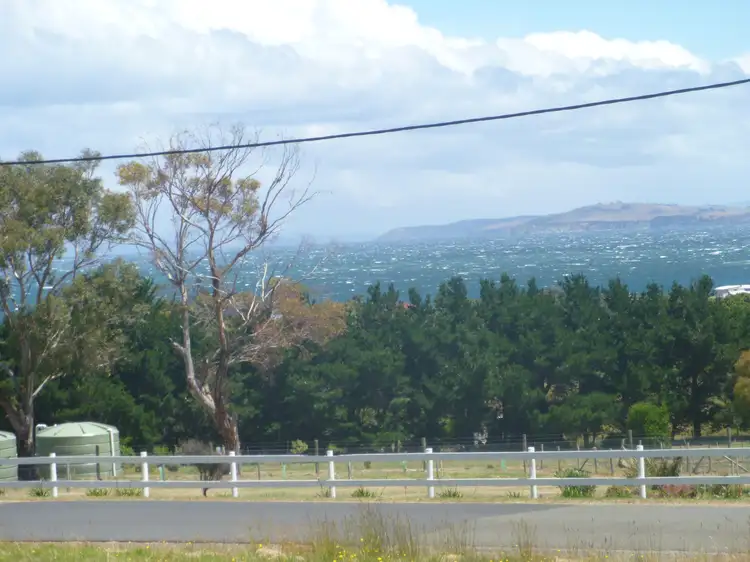 15 Colleen Crescent, Primrose Sands TAS 7173