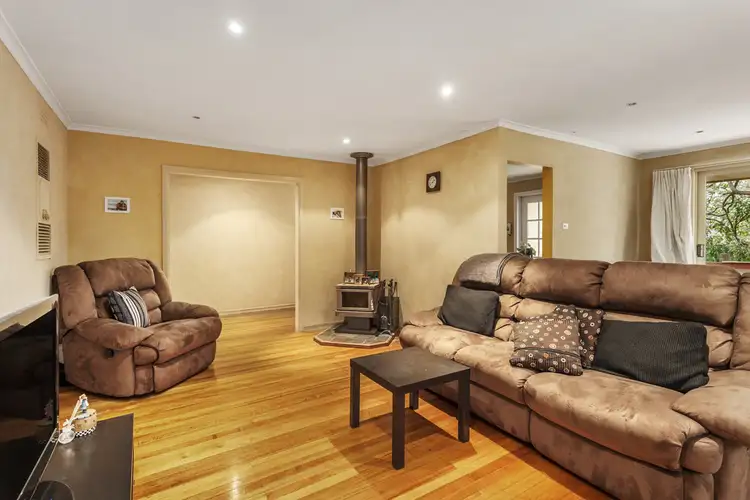 Second view of Homely house listing, 5 Anembo Court, Doncaster VIC 3108