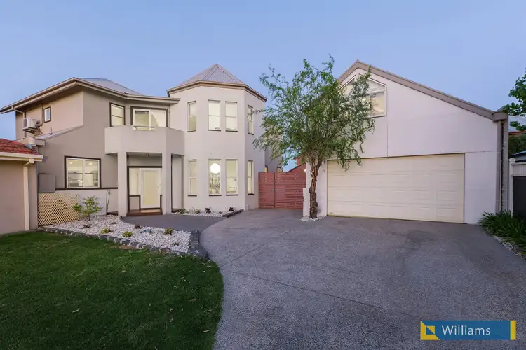 15 Eliza Close, Williamstown North VIC 3016