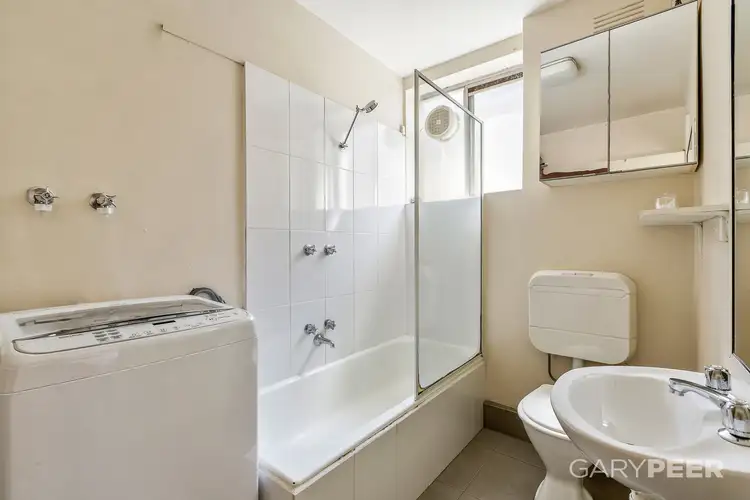 Fourth view of Homely apartment listing, 6/44 Alexandra Street, St Kilda East VIC 3183