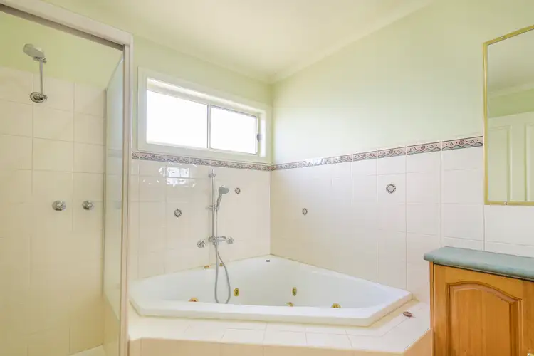 Fourth view of Homely townhouse listing, 1/1a Yardley Street, Maidstone VIC 3012