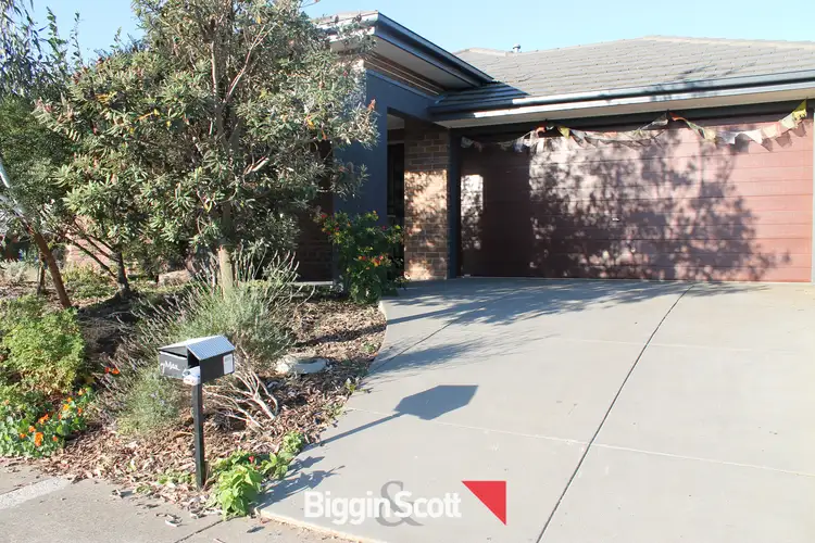 74 Silverwattle Drive, Lyndhurst VIC 3975