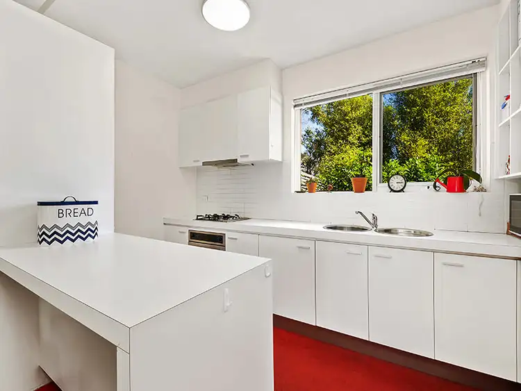 Fourth view of Homely apartment listing, 10/6 Ripon Grove, Elsternwick VIC 3185