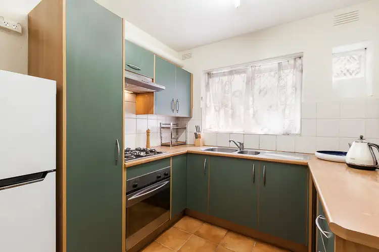 2/134 Inkerman Street, St Kilda VIC 3182