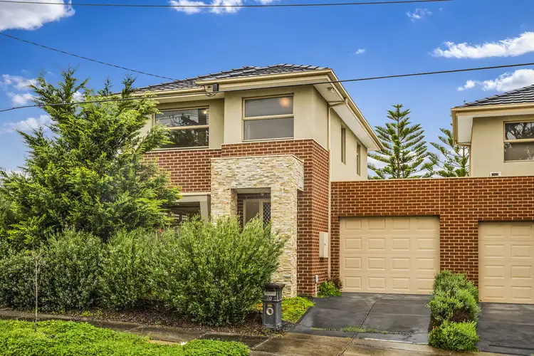2A Crawford Road, Doncaster VIC 3108