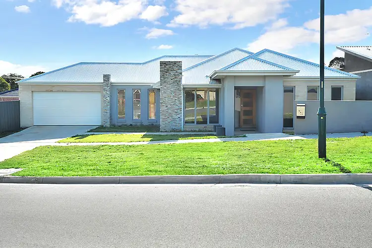 1 Stockade Street, Ballarat East VIC 3350