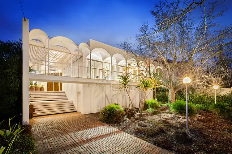 82 Lumeah Road, Caulfield North VIC 3161