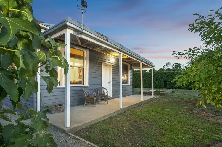 8 Ross Street, Malmsbury VIC 3446