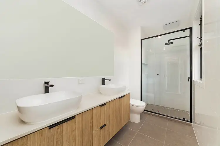 Sixth view of Homely townhouse listing, 2/6 Corrigan Avenue, Brooklyn VIC 3012