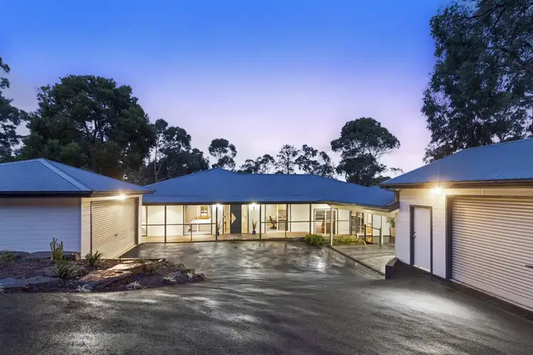 58 Ternes Road, Upwey VIC 3158