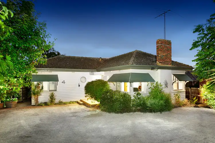 4 Echuca Road, Greensborough VIC 3088