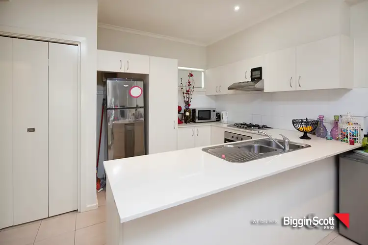 Third view of Homely apartment listing, 2/6 Orchid  Avenue, Boronia VIC 3155