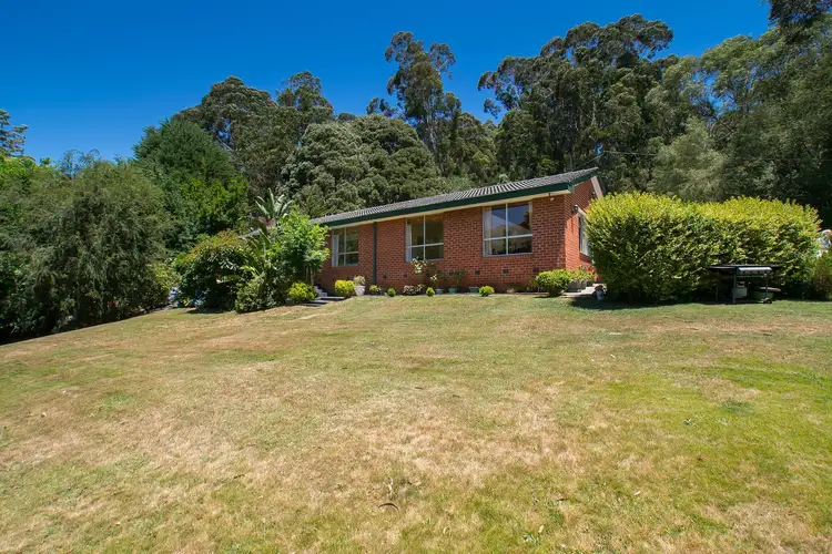2 Myra Court, Kalorama VIC 3766