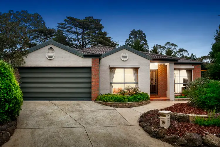 House 1/284 St Helena Road, Greensborough VIC 3088
